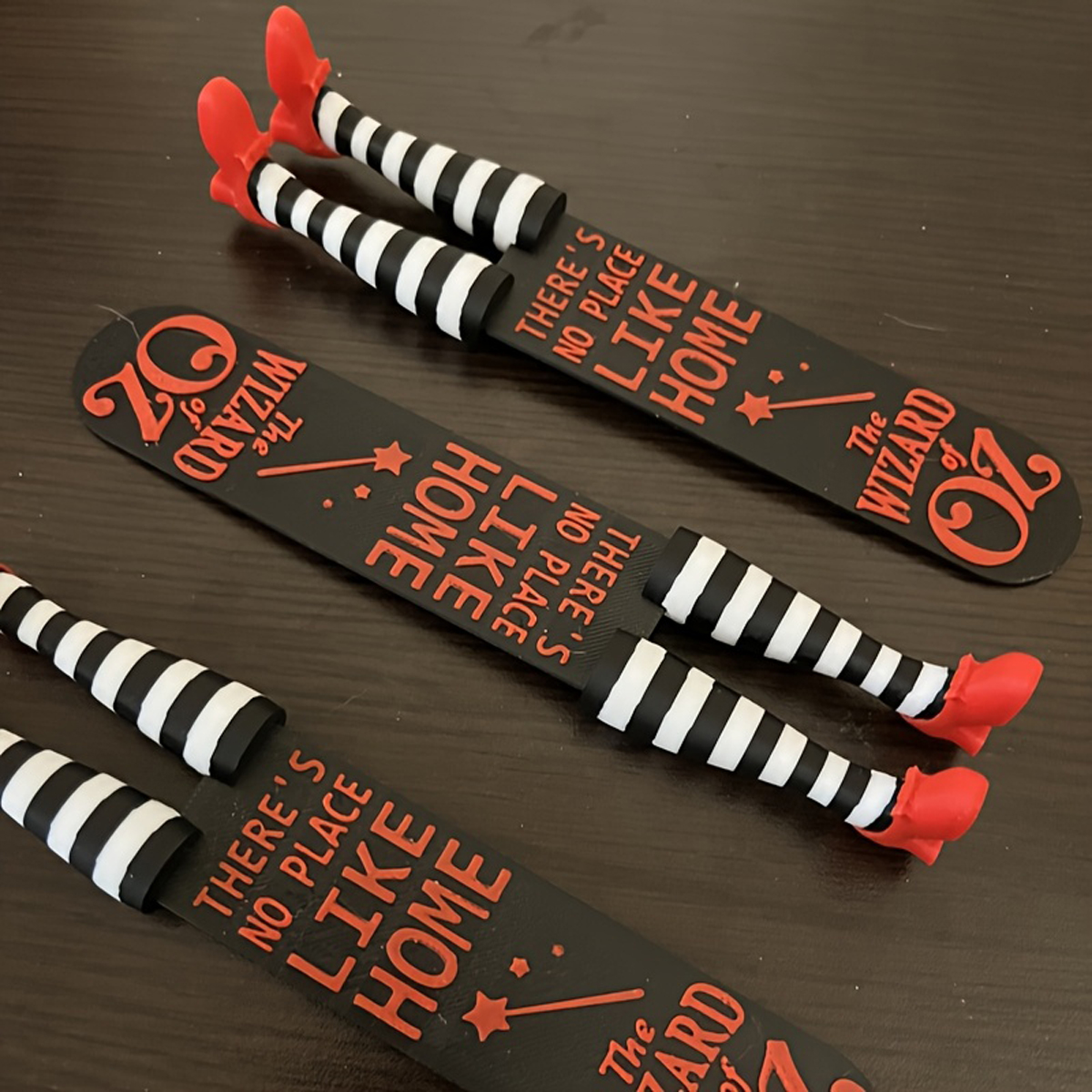 1Pc Red High Heels Witch Legs  – Coffee Shop Equipment Bewertung und Preis